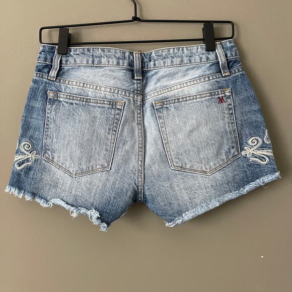 MM Vintage Floral Embroidered Cut Off Shorts - Picture 4 of 4